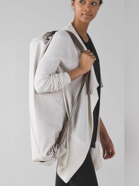 LULULEMON The Yoga Bag In Freckle Flower Dune White W9MEJS
